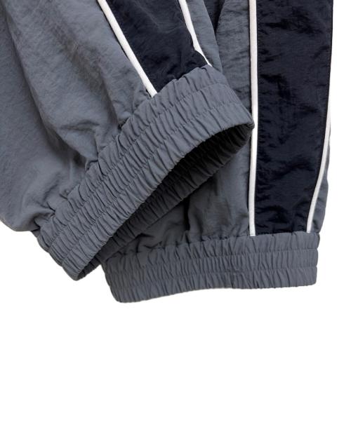 AMBUSH（アンブッシュ）AMBUSH (アンブッシュ) カラーパンツ グレー サイズ:XLの古着・服飾アイテム
