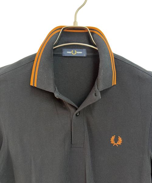 FRED PERRY（フレッドペリー）FRED PERRY (フレッドペリー) 長袖ポロシャツ ブラック×ブラウン サイズ:Sの古着・服飾アイテム