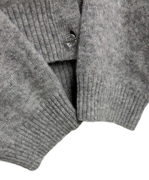 BURBERRY BLUE LABEL（バーバリー ブルー レーベル）BURBERRY BLUE LABEL (バーバリー ブルー レーベル) 薄手カーディガン グレー サイズ:38の古着・服飾アイテム