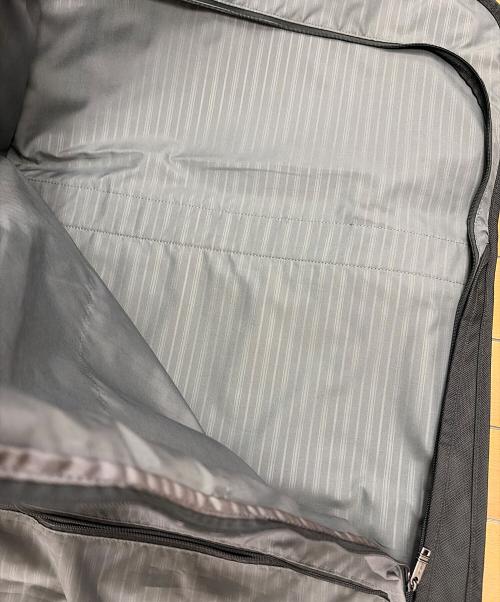 TUMI（トゥミ）TUMI (トゥミ) ガーメントバッグ ブラックの古着・服飾アイテム
