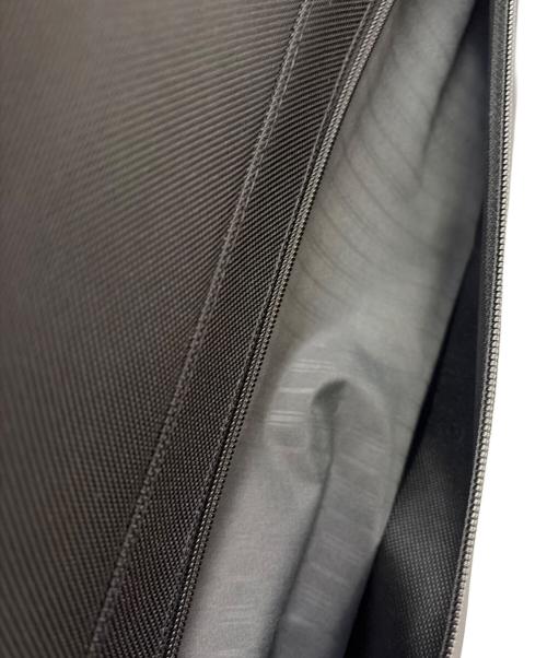 TUMI（トゥミ）TUMI (トゥミ) ガーメントバッグ ブラックの古着・服飾アイテム