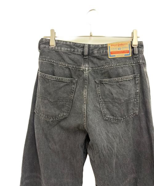 DIESEL（ディーゼル）DIESEL (ディーゼル) デニムパンツ ブラック サイズ:W24の古着・服飾アイテム