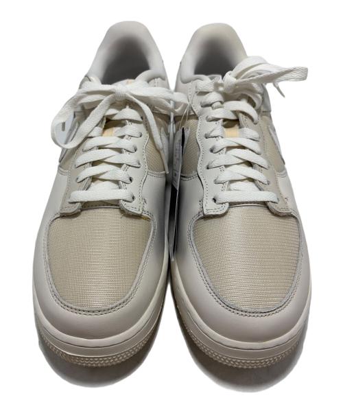 NIKE（ナイキ）NIKE (ナイキ) スニーカー アイボリー サイズ:26.5 未使用品の古着・服飾アイテム