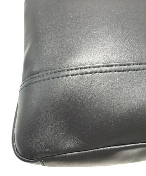 COACH（コーチ）COACH (コーチ) ボディーバッグ ブラックの古着・服飾アイテム