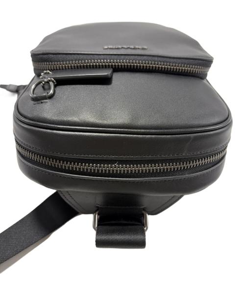 COACH（コーチ）COACH (コーチ) ボディーバッグ ブラックの古着・服飾アイテム