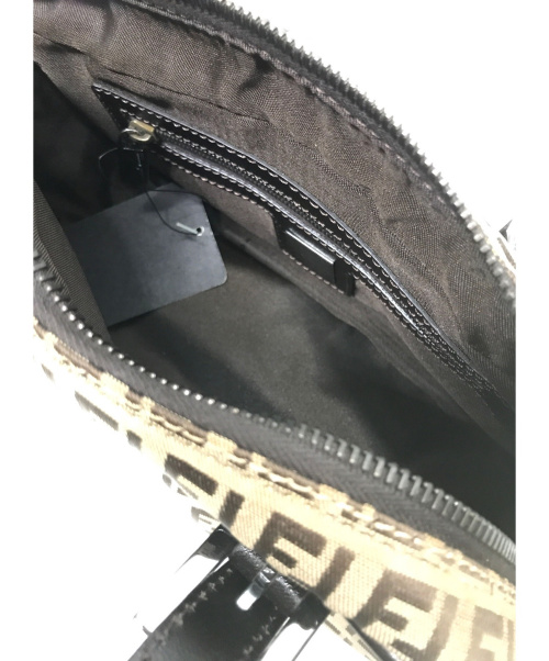 FENDI（フェンディ）FENDI (フェンディ) ハンドバッグ ブラウン ズッキーノ 8BN004の古着・服飾アイテム
