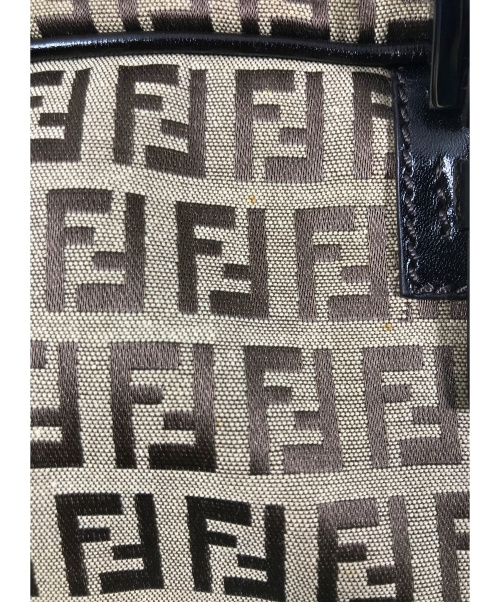 FENDI（フェンディ）FENDI (フェンディ) ハンドバッグ ブラウン ズッキーノ 8BN004の古着・服飾アイテム