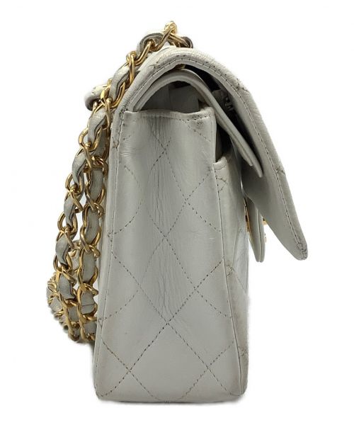 CHANEL（シャネル）CHANEL (シャネル) チェーンハンドバッグ ホワイトの古着・服飾アイテム