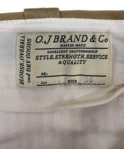 O.J BRAND&Co（オールドジョー）O.J BRAND&Co (オールドジョー) センタープレスパンツ ベージュ サイズ:36の古着・服飾アイテム