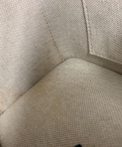 JIMMY CHOO（ジミーチュウ）JIMMY CHOO (ジミーチュウ) ヴァレンヌ スモール スタッズ ブラックの古着・服飾アイテム