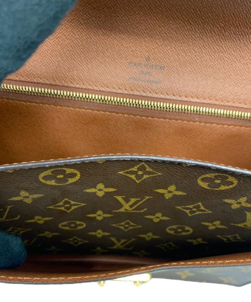 LOUIS VUITTON（ルイ ヴィトン）LOUIS VUITTON (ルイ ヴィトン) ショルダーバッグ ブラウンの古着・服飾アイテム