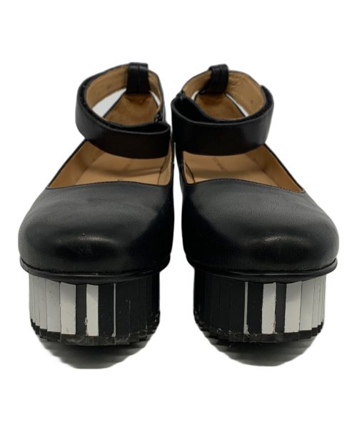 ISSEY MIYAKE（イッセイミヤケ）ISSEY MIYAKE (イッセイミヤケ) UNITED NUDE (ユナイテッドヌード) 厚底パンプス ブラック サイズ:39の古着・服飾アイテム