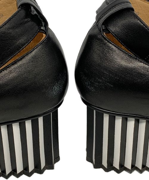 ISSEY MIYAKE（イッセイミヤケ）ISSEY MIYAKE (イッセイミヤケ) UNITED NUDE (ユナイテッドヌード) 厚底パンプス ブラック サイズ:39の古着・服飾アイテム