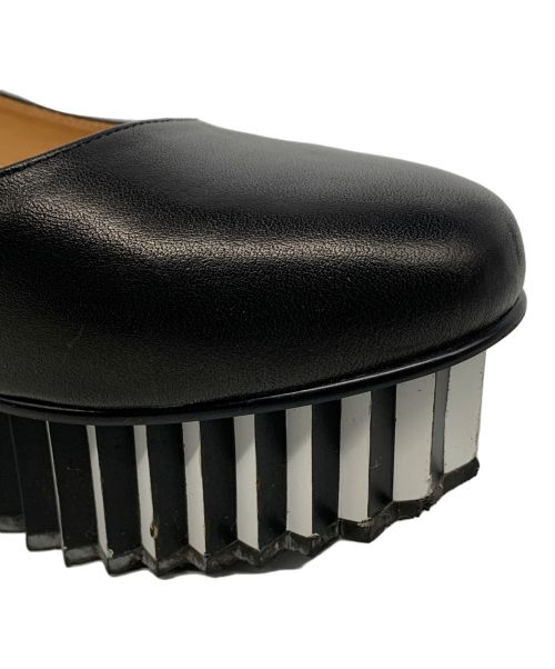 ISSEY MIYAKE（イッセイミヤケ）ISSEY MIYAKE (イッセイミヤケ) UNITED NUDE (ユナイテッドヌード) 厚底パンプス ブラック サイズ:39の古着・服飾アイテム