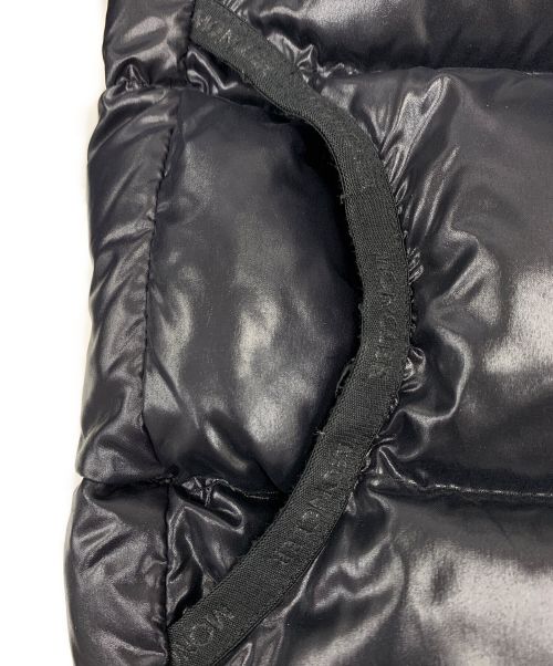 MONCLER（モンクレール）MONCLER (モンクレール) NEUBIC ダウンジャケット ブラックの古着・服飾アイテム