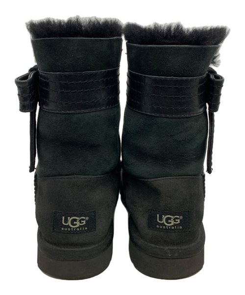 UGG（アグ）UGG (アグ) W JOSETTE リボンブーツ ブラック サイズ:24の古着・服飾アイテム