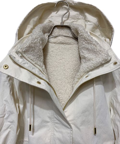 UNTITLED（アンタイトル）UNTITLED (アンタイトル) ボアライナー付きコート ホワイト サイズ:4 未使用品の古着・服飾アイテム