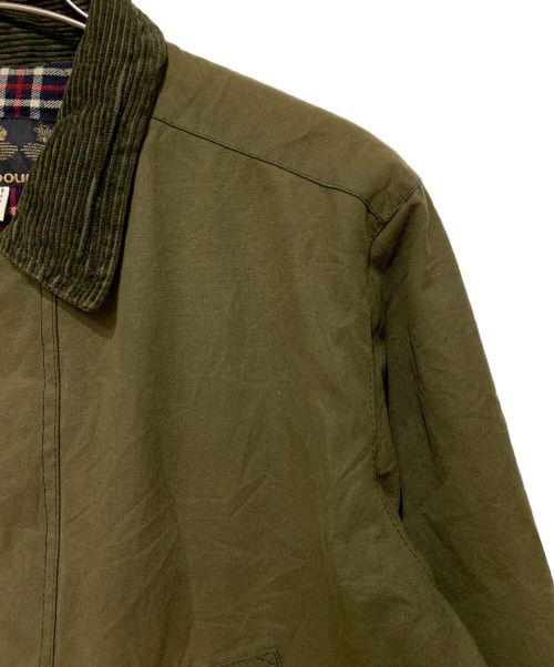 Barbour（バブアー）Barbour (バブアー) L28 SHAPED F/WEIGHT QUILT T SHORT オリーブ サイズ:44の古着・服飾アイテム