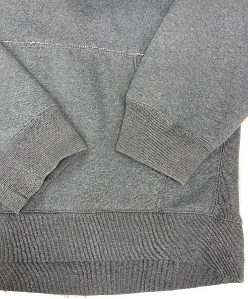 GAP（ギャップ）GAP (ギャップ) パーカー グレー×レッド サイズ:XLの古着・服飾アイテム