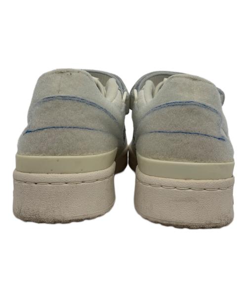 adidas（アディダス）adidas (アディダス) FORUM LOW ホワイト×ブルー サイズ:26.5の古着・服飾アイテム