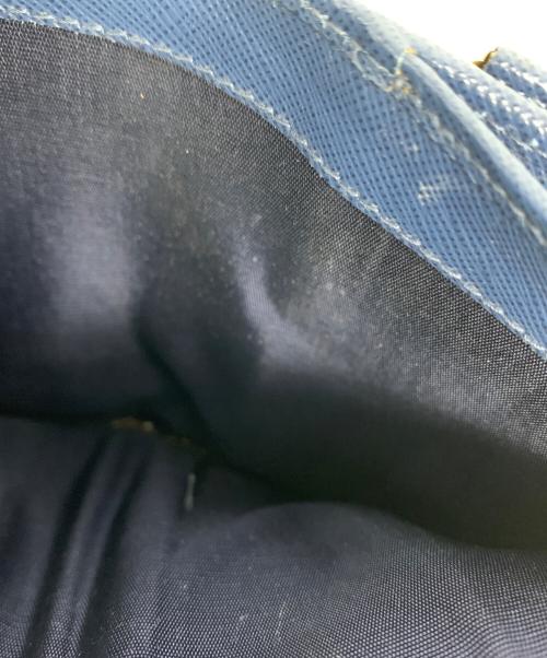 PRADA（プラダ）PRADA (プラダ) サフィアーノ メタル 2つ折り財布 ブルー×ゴールドの古着・服飾アイテム