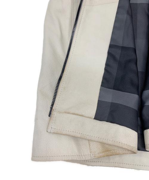 BLACK LABEL CRESTBRIDGE（ブラックレーベル クレストブリッジ）BLACK LABEL CRESTBRIDGE (ブラックレーベル クレストブリッジ) シングルライダースジャケット アイボリー サイズ:Mの古着・服飾アイテム