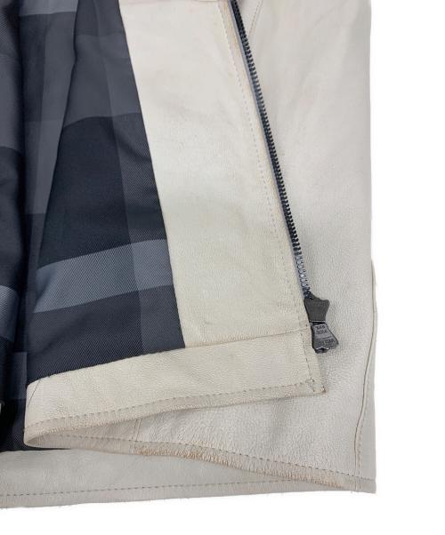 BLACK LABEL CRESTBRIDGE（ブラックレーベル クレストブリッジ）BLACK LABEL CRESTBRIDGE (ブラックレーベル クレストブリッジ) シングルライダースジャケット アイボリー サイズ:Mの古着・服飾アイテム