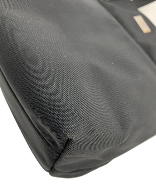 GUCCI（グッチ）GUCCI (グッチ) ナイロンミニショルダーバッグ ブラックの古着・服飾アイテム