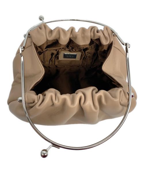 傳濱野（デンハマノ）傳濱野 (デンハマノ) がま口ハンドバッグ ベージュの古着・服飾アイテム