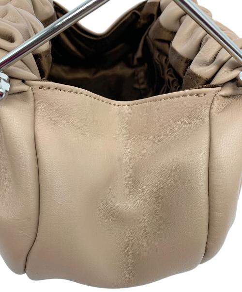 傳濱野（デンハマノ）傳濱野 (デンハマノ) がま口ハンドバッグ ベージュの古着・服飾アイテム