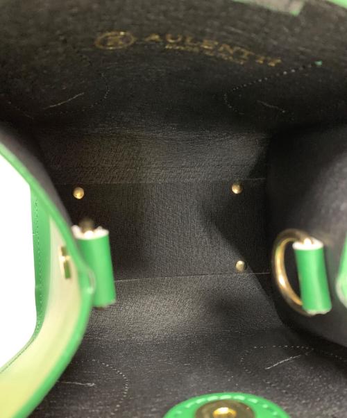 AULENTTI（オウレンティ）AULENTTI (オウレンティ) スクエアトートバッグ グリーンの古着・服飾アイテム