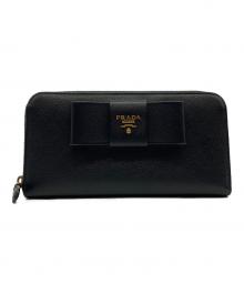 PRADA（プラダ）の古着「サフィアーノ ラウンドファスナーリボンウォレット」｜ブラック