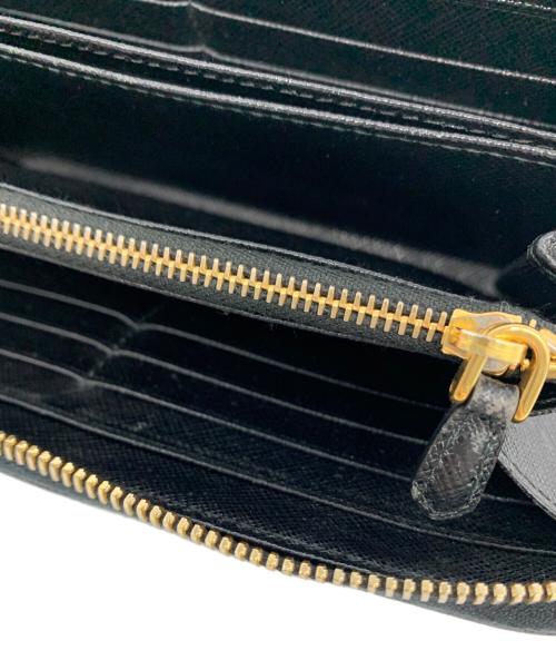 PRADA（プラダ）PRADA (プラダ) サフィアーノ ラウンドファスナーリボンウォレット ブラックの古着・服飾アイテム