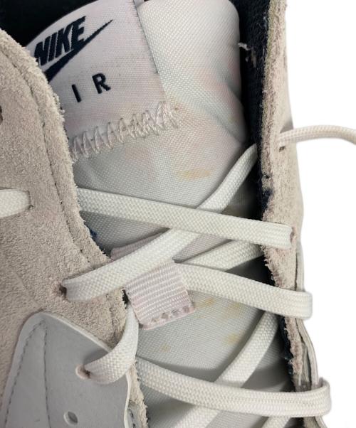 NIKE（ナイキ）NIKE (ナイキ)  AIR MAX EXCEE  ライトグレー×レッド サイズ:28の古着・服飾アイテム