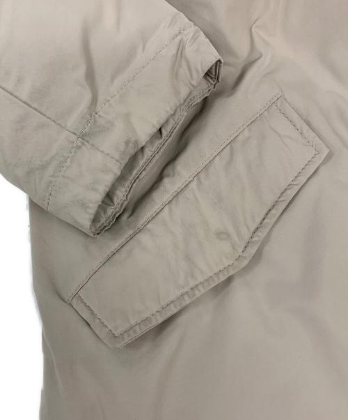 FIRST DOWN（ファーストダウン）FIRST DOWN (ファーストダウン) ダウンジャケット ベージュ サイズ:Sの古着・服飾アイテム