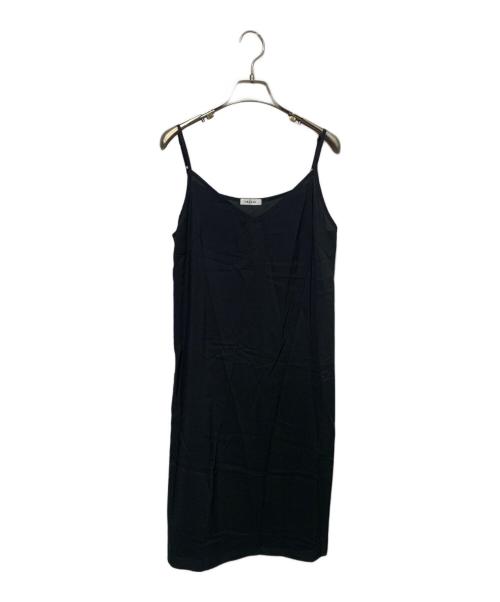 FRAY ID（フレイ アイディー）FRAY ID (フレイ アイディー) タックプリーツワンピース ブラック サイズ:1 未使用品の古着・服飾アイテム