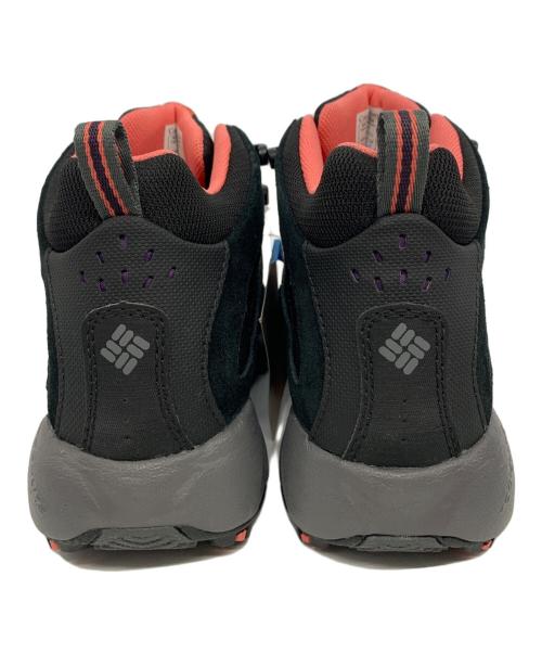 Columbia（コロンビア）Columbia (コロンビア) Saber Mid ブラック×ピンク サイズ:25 未使用品の古着・服飾アイテム