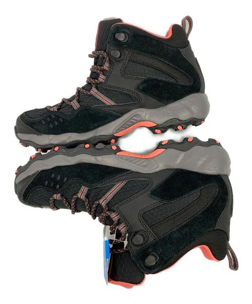 Columbia（コロンビア）Columbia (コロンビア) Saber Mid ブラック×ピンク サイズ:25 未使用品の古着・服飾アイテム