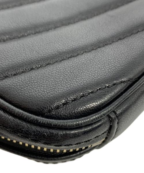 TORY BURCH（トリーバーチ）TORY BURCH (トリーバーチ) キラ シェブロン フォーン クロスボディ ブラックの古着・服飾アイテム