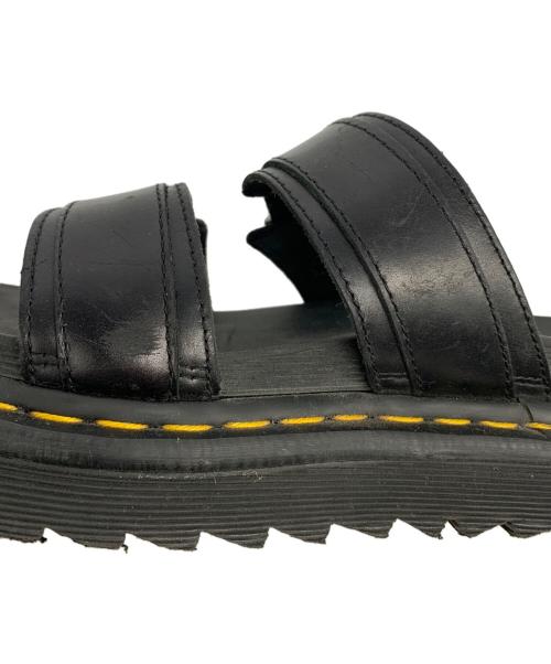Dr.Martens（ドクターマーチン）Dr.Martens (ドクターマーチン) MYLES スライド サンダル ブラック サイズ:UK8の古着・服飾アイテム
