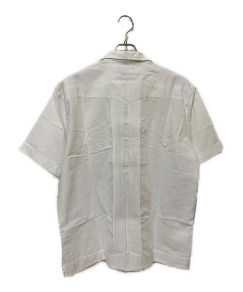 ESTRELLA STANDARD（エストレヤスタンダード）ESTRELLA STANDARD (エストレヤスタンダード) キューバシャツ ホワイト サイズ:42の古着・服飾アイテム