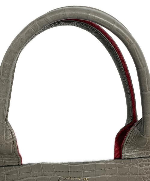 A.D.M.J.（エーディーエムジェイ）A.D.M.J. (エーディーエムジェイ) クロコ調型押しレザートートバッグ グレーの古着・服飾アイテム