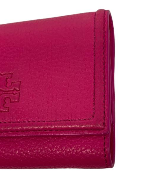 TORY BURCH（トリーバーチ）TORY BURCH (トリーバーチ) 3つ折り財布 ショッキングピンクの古着・服飾アイテム
