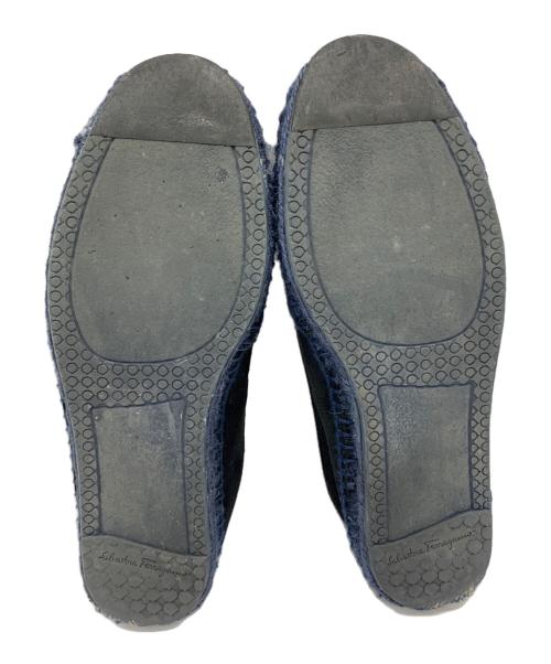 Salvatore Ferragamo（サルヴァトーレ フェラガモ）Salvatore Ferragamo (サルヴァトーレ フェラガモ) ヴァラリボン  エスパドリーユ ブラック サイズ:5 Mの古着・服飾アイテム