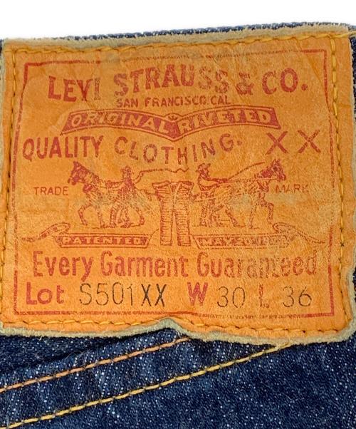 LEVI'S（リーバイス）LEVI'S (リーバイス) デニムパンツ S501XX インディゴ サイズ:W30×L36の古着・服飾アイテム