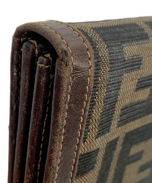 FENDI（フェンディ）FENDI (フェンディ) ズッカ 長財布 ブラウンの古着・服飾アイテム