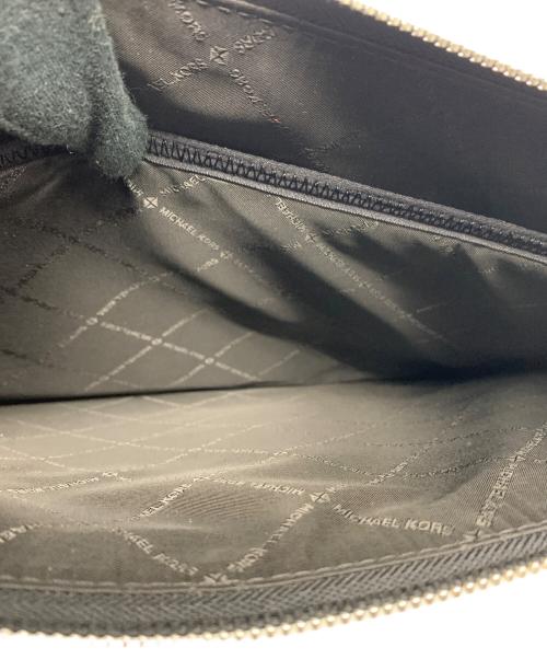 MICHAEL KORS（マイケル・コース）MICHAEL KORS (マイケルコース) L ZIP LAP TOP CASE ブラック 未使用品の古着・服飾アイテム