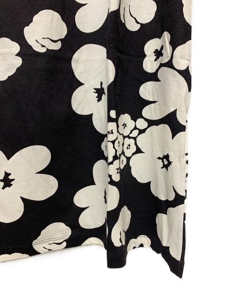 marimekko（マリメッコ）marimekko (マリメッコ) ケヴァッタルコート ワンピース ホワイト×ブラック サイズ:S 未使用品の古着・服飾アイテム