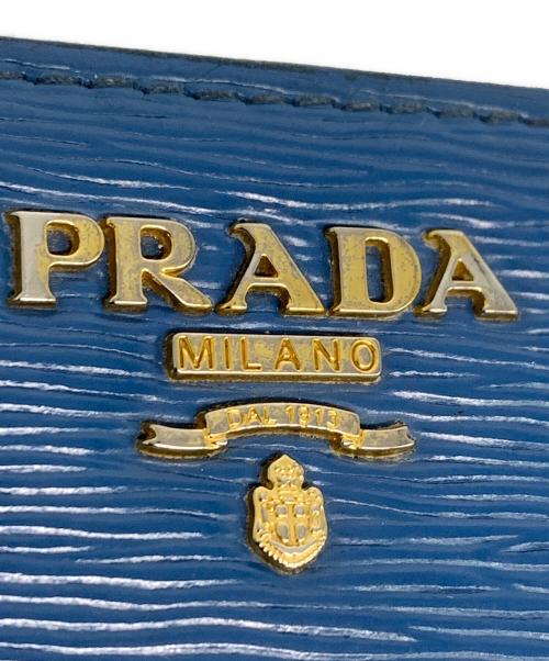 PRADA（プラダ）PRADA (プラダ) ヴィッテロ ムーヴ 2つ折り財布 ブルーの古着・服飾アイテム