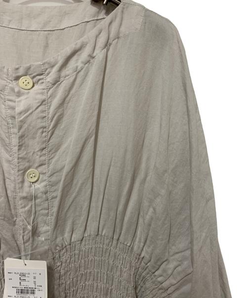 plantation（プランテーション）plantation (プランテーション) ラミーリヨセルシャーリングワンピース グレー サイズ:M 未使用品の古着・服飾アイテム